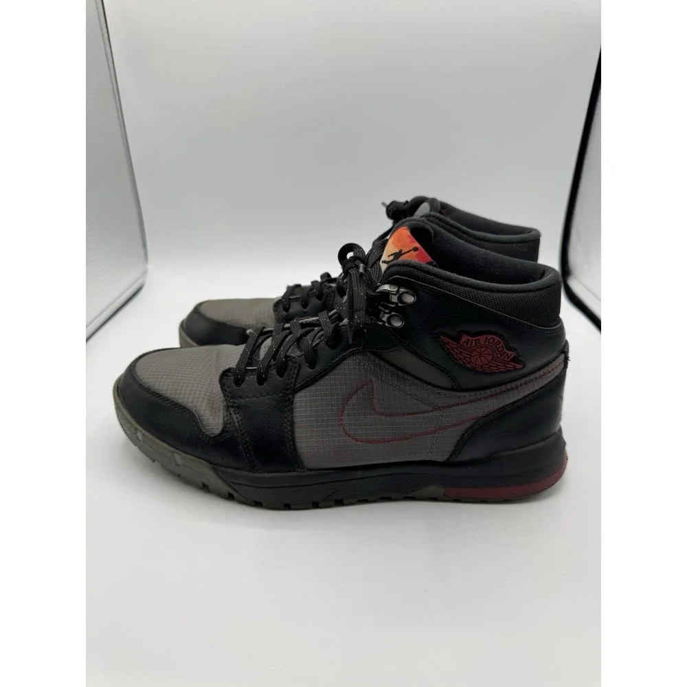 Nike Air Jordan Trek 1 Men Size 9 Retro High Grey Red 616344-004 2013 Black